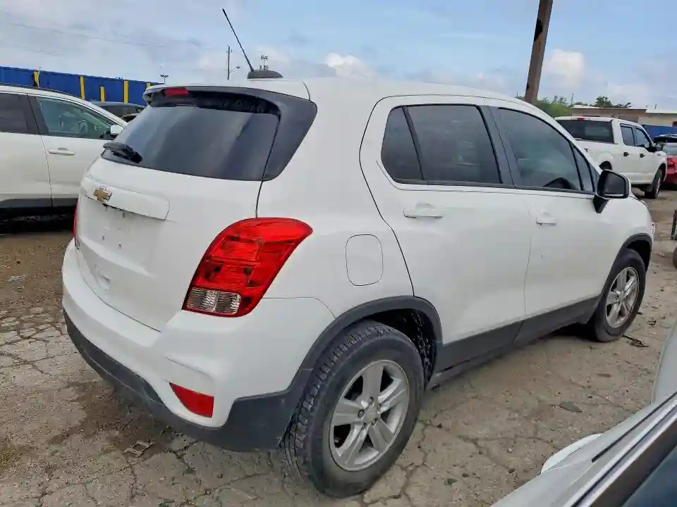 3GNCJKSB4KL385371 2019 CHEVROLET TRAX-2