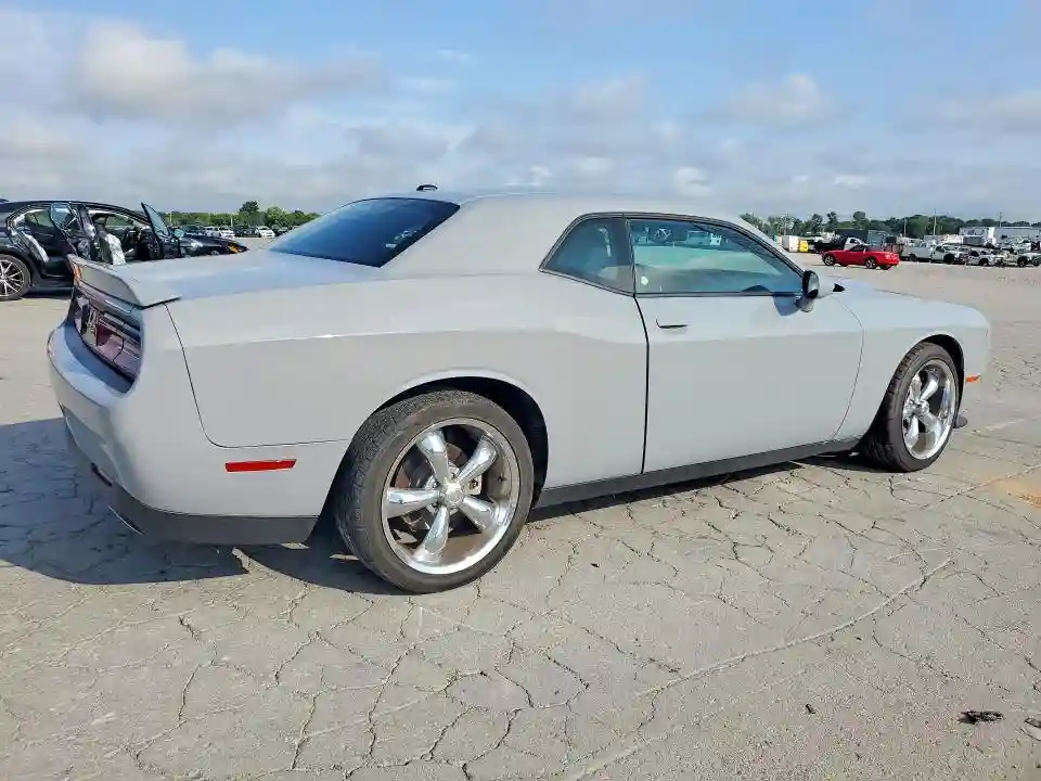 2C3CDZJG5NH206973 2022 DODGE CHALLENGER-2