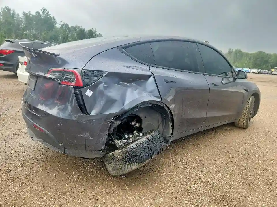 LRWYGDFD3PC019373 2023 TESLA MODEL Y-2