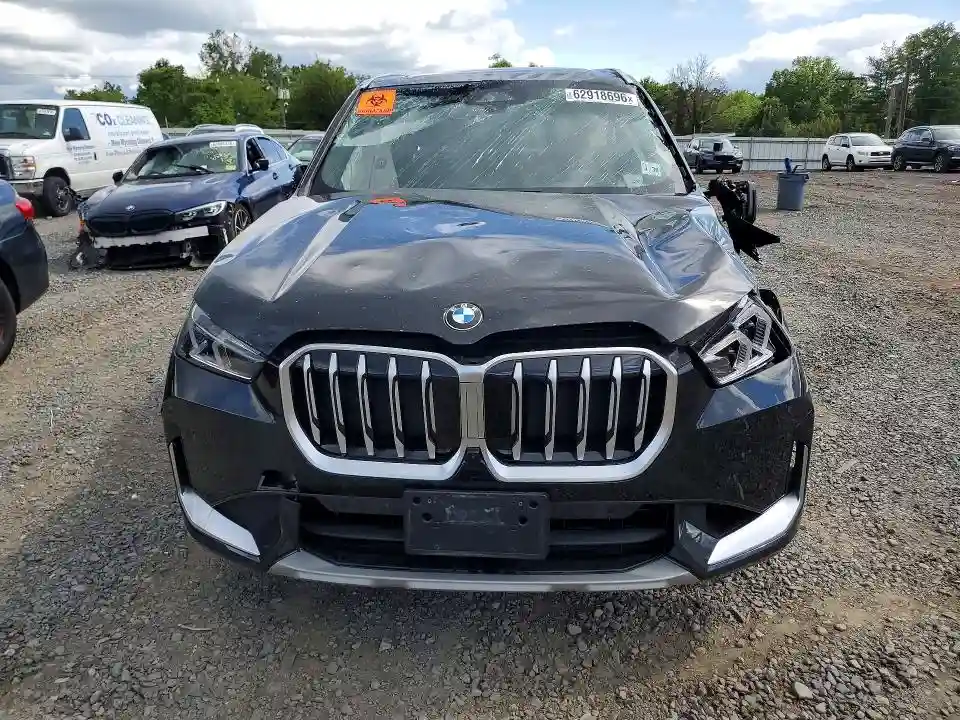 WBX73EF0XT5432440 2026 BMW X1-4