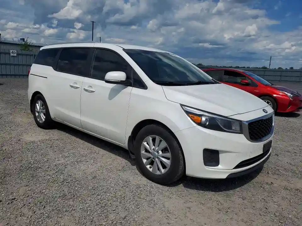 KNDMB5C13J6357135 2018 KIA SEDONA-3