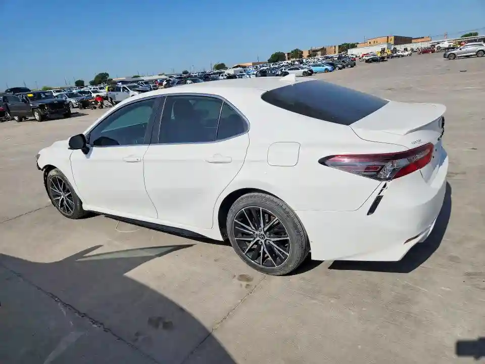 4T1G11AK0MU545241 2021 TOYOTA CAMRY-1
