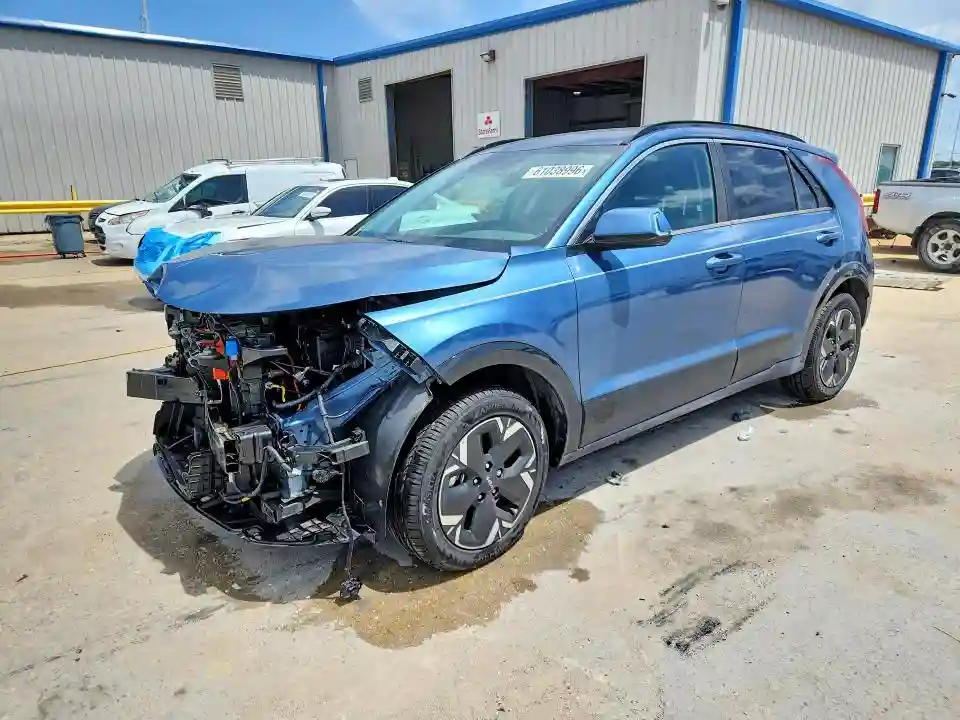 KNDCR3L18P5062008 2023 KIA NIRO-0