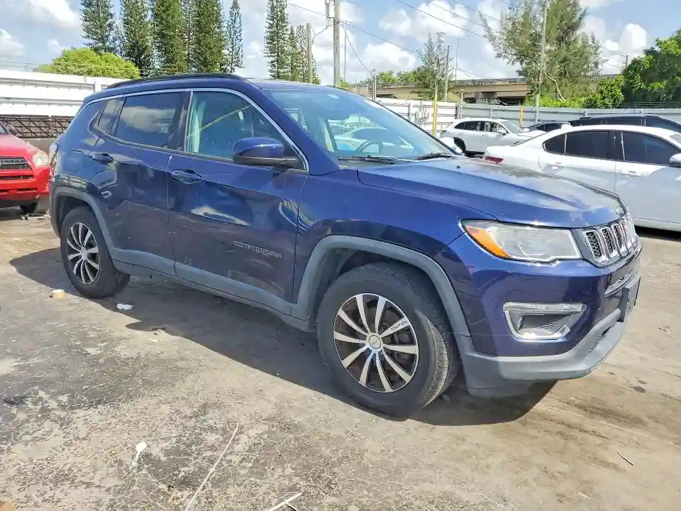 3C4NJCBB0JT308874 2018 JEEP COMPASS-3