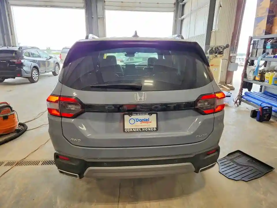 5FNYG1H89PB043049 2023 HONDA PILOT-5