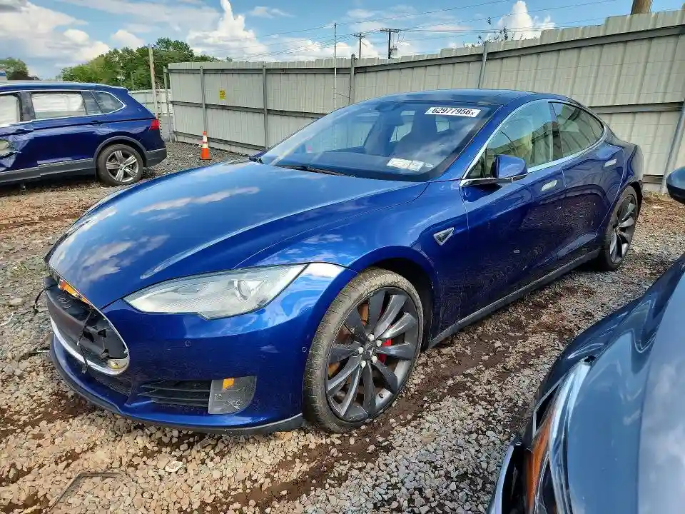 5YJSA1E47FF114353 2015 TESLA MODEL S-0
