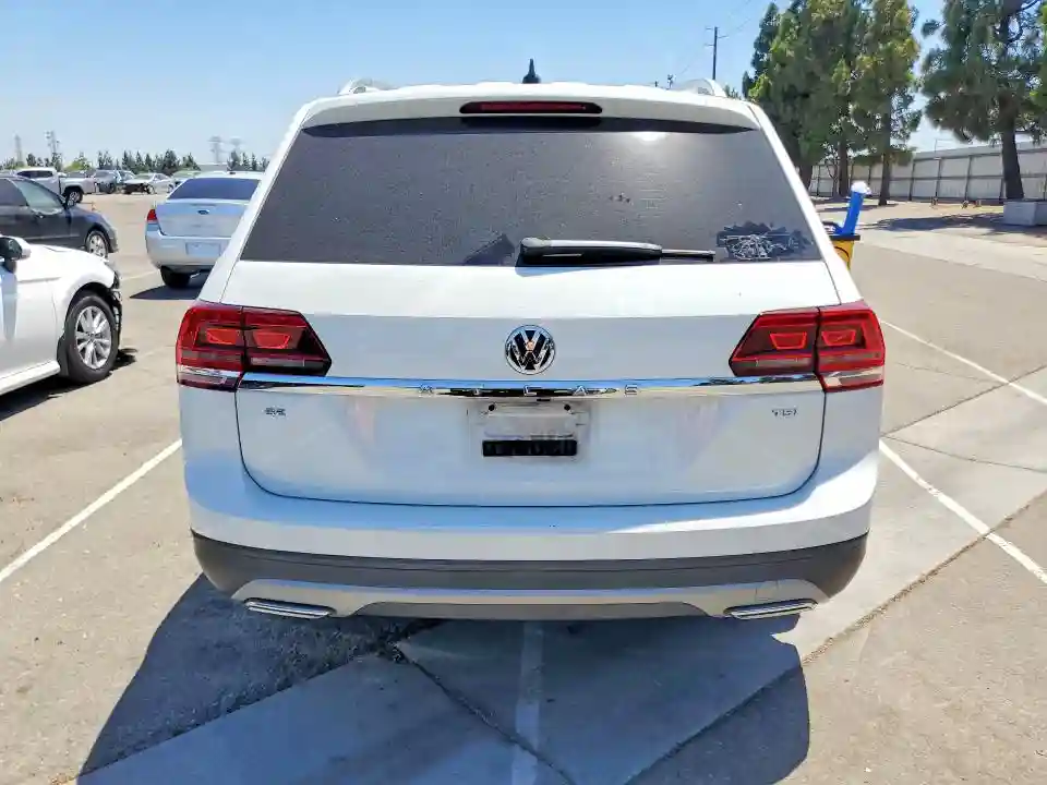 1V2CP2CA2JC592850 2018 VOLKSWAGEN ATLAS-5