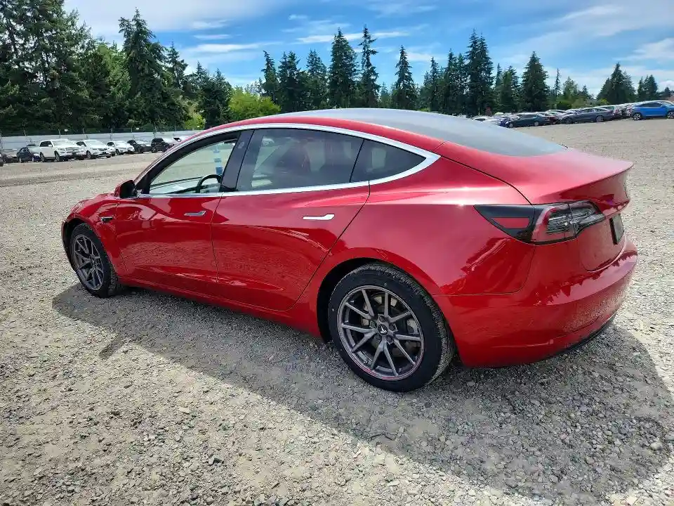 5YJ3E1EB2KF199247 2019 TESLA MODEL 3-1
