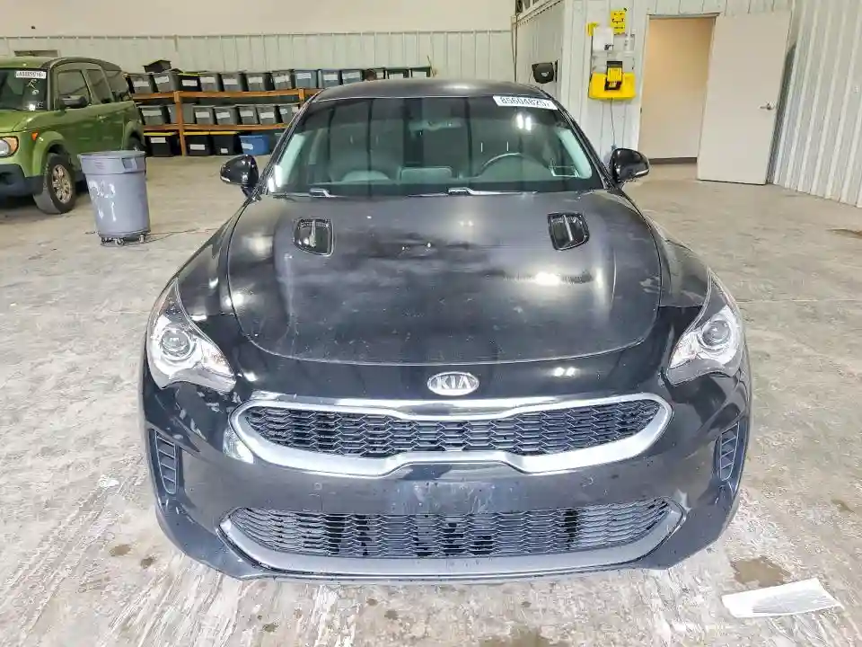 KNAE15LAXJ6013113 2018 KIA STINGER-4