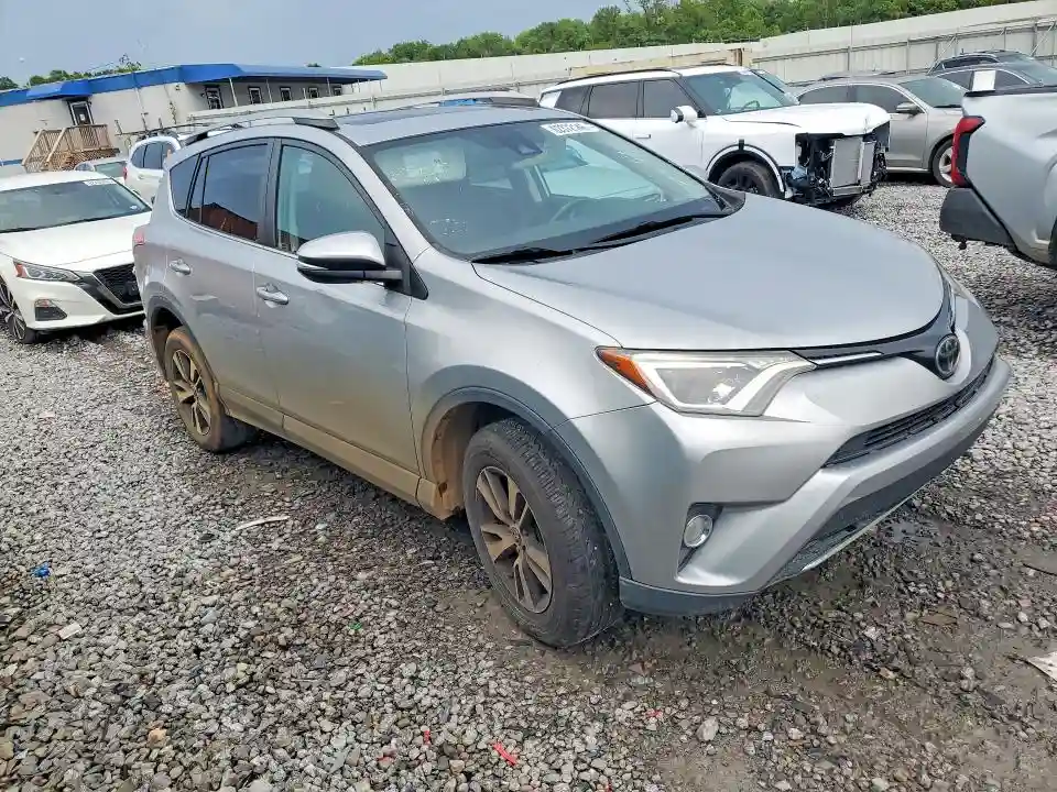 2T3WFREV6JW501876 2018 TOYOTA RAV4-3