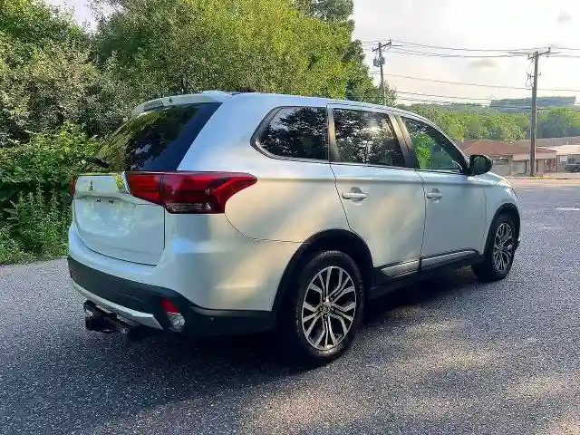 JA4AZ3A34GZ037976 2016 MITSUBISHI OUTLANDER-3