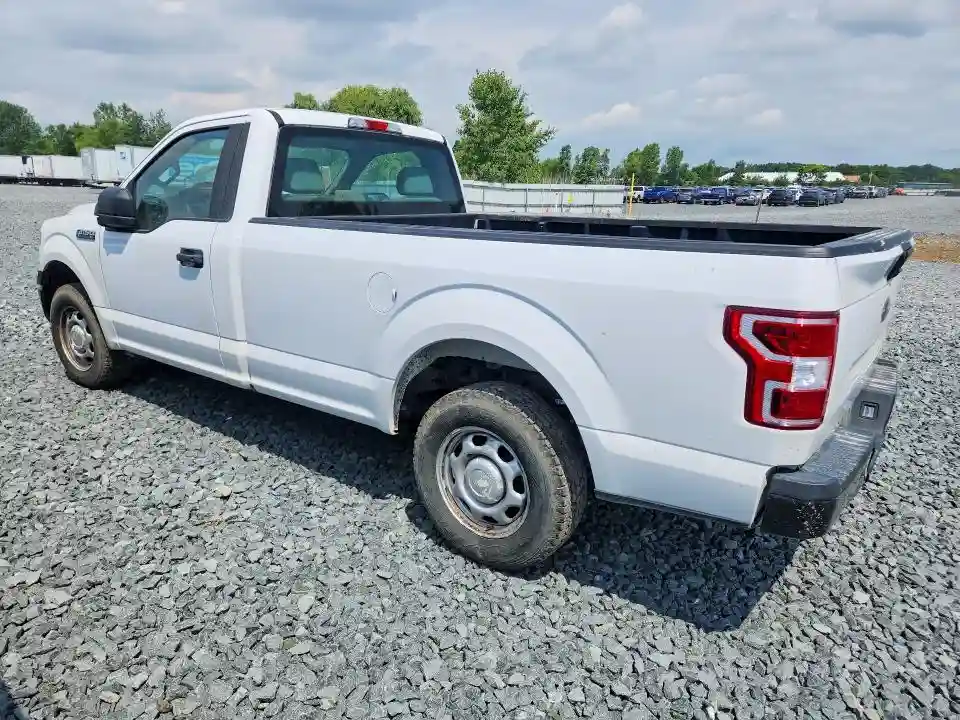 1FTMF1CB8JKE02468 2018 FORD F150-1