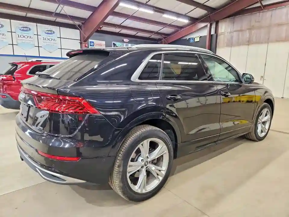 WA1BVAF17KD007310 2019 AUDI Q8-2