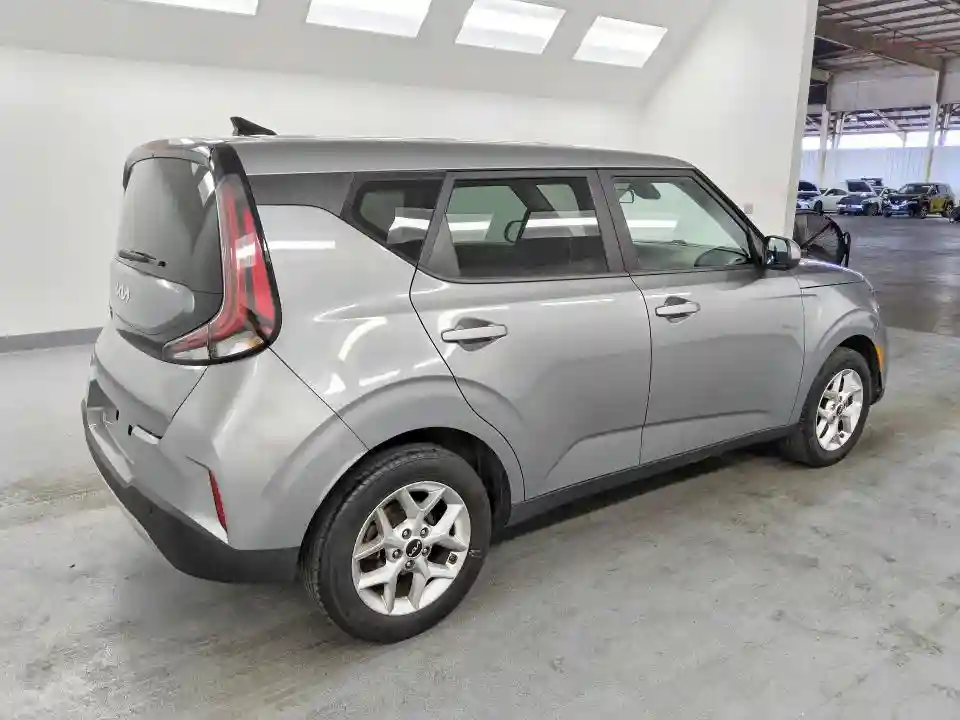 KNDJ23AU4R7904987 2024 KIA SOUL-2