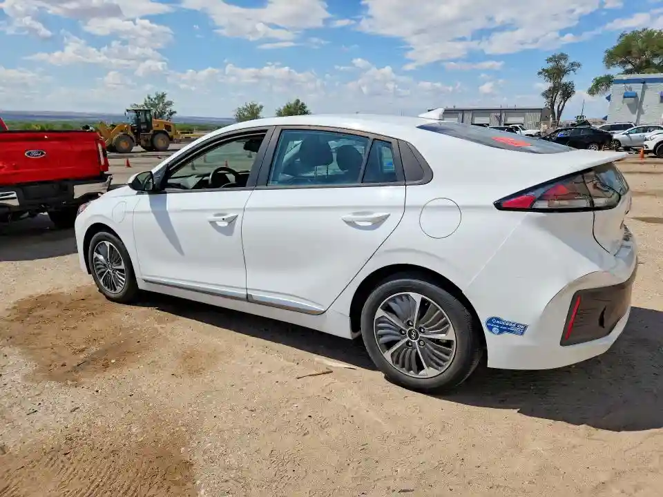 KMHC65LD3MU254996 2021 HYUNDAI IONIQ-1