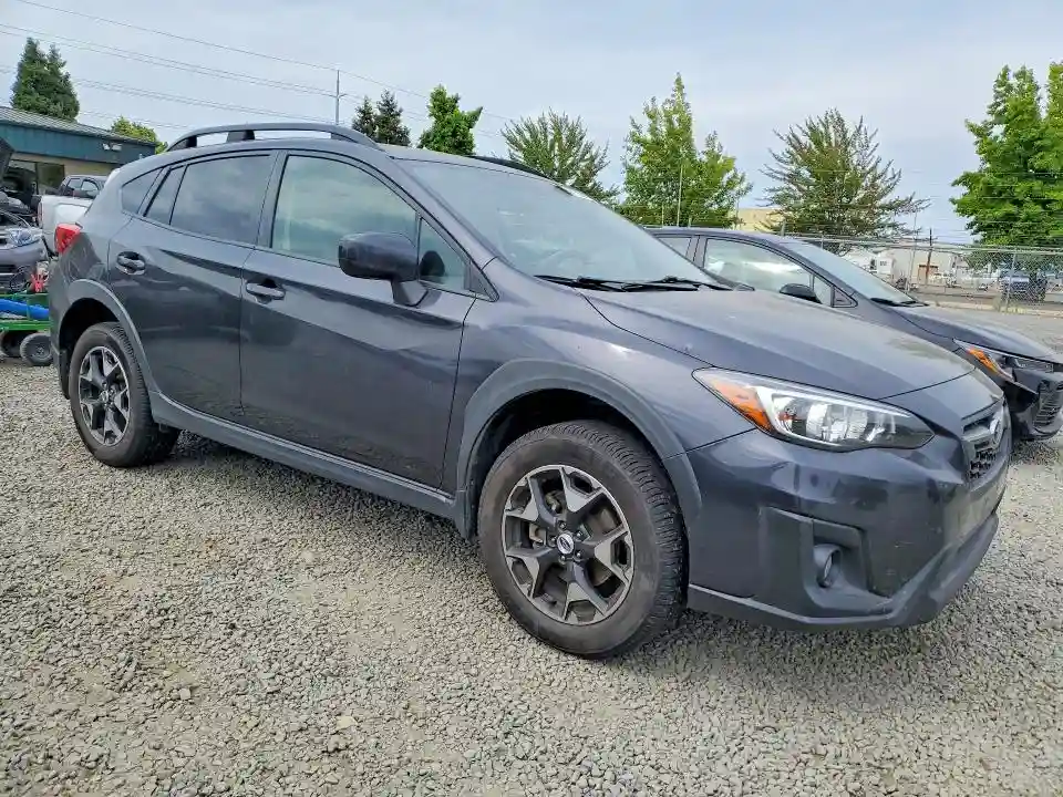 JF2GTABC4J8205537 2018 SUBARU CROSSTREK-3