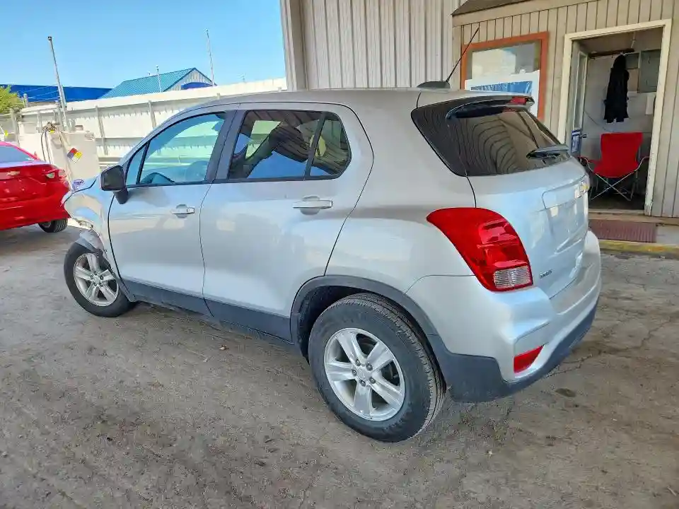 3GNCJKSB9KL261144 2019 CHEVROLET TRAX-1