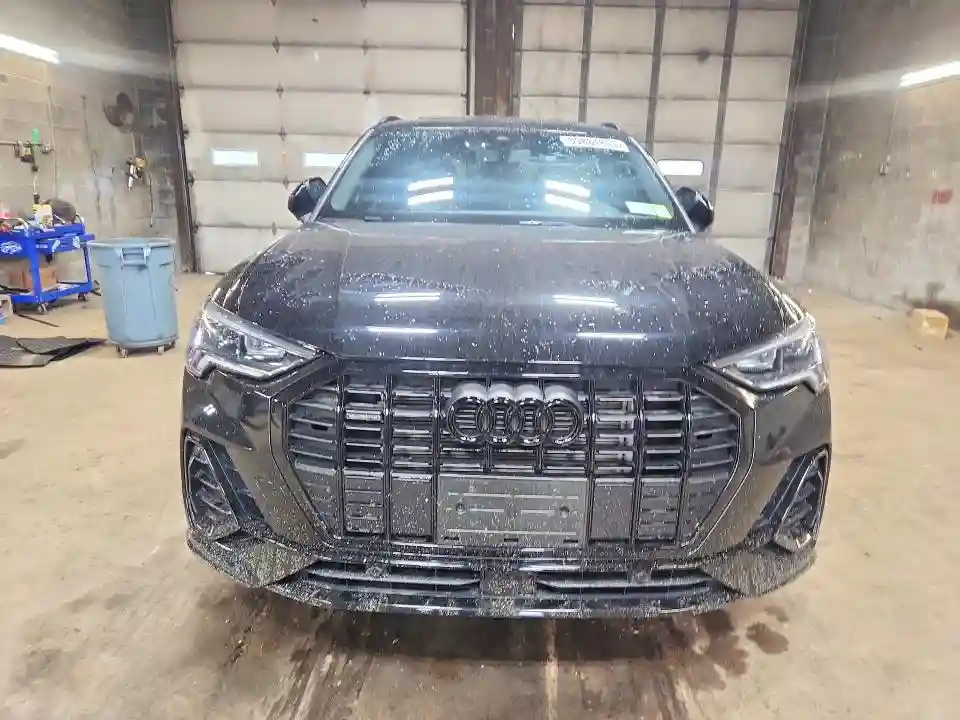 WA1DECF3XS1016784 2025 AUDI Q3-4