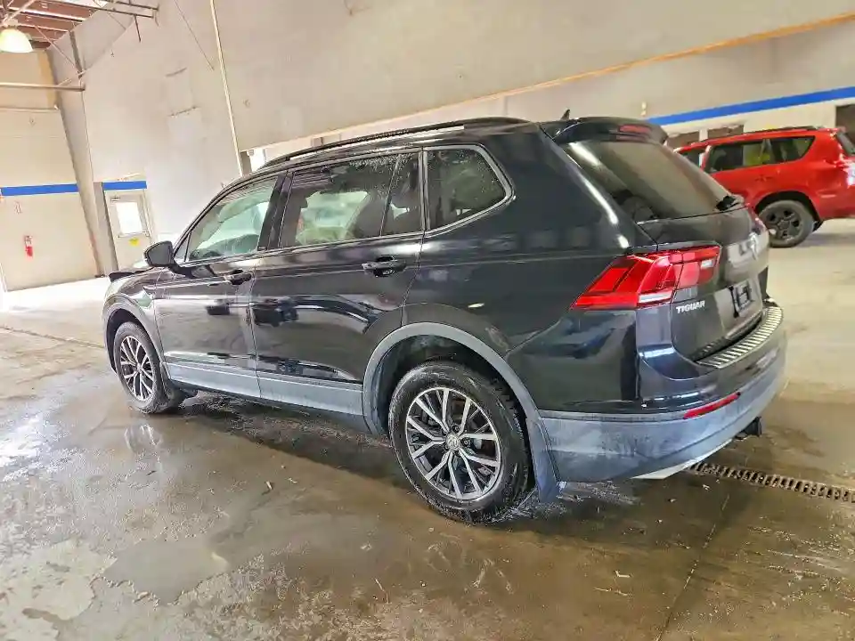 3VV1B7AXXMM121562 2021 VOLKSWAGEN TIGUAN-1