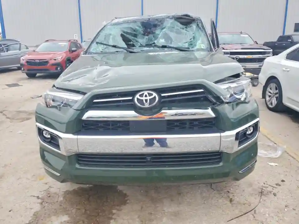 JTEKU5JR1N6047805 2022 TOYOTA 4RUNNER-4