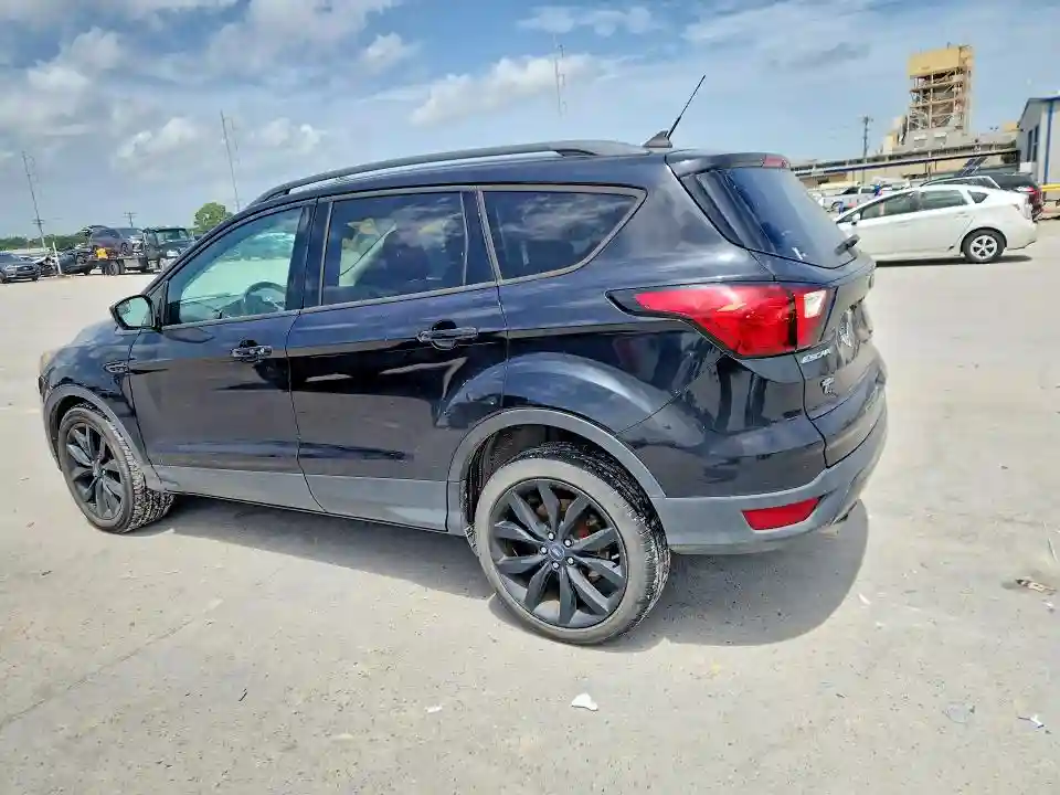 1FMCU0GD8KUB07279 2019 FORD ESCAPE-1