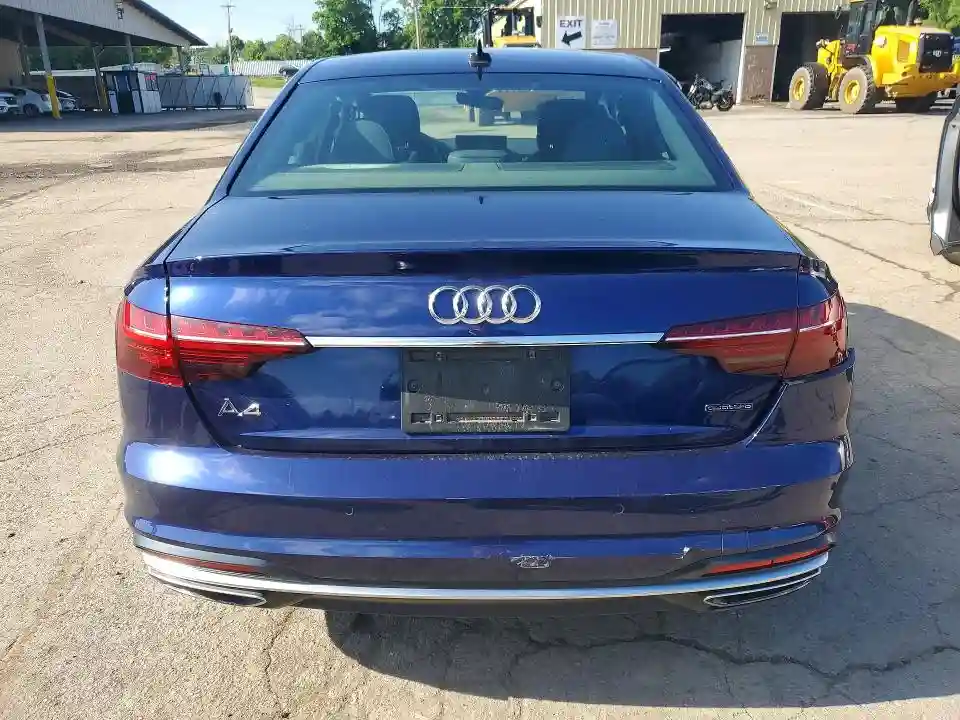 WAUEAAF41MN005863 2021 AUDI A4-5