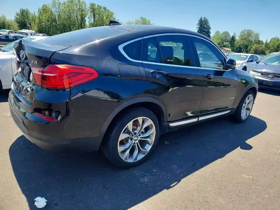 5UXXW3C51G0M90320 2016 BMW X4-2