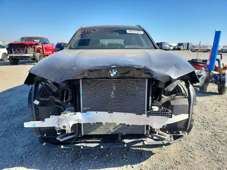 5UXTR9C51KLP91086 2019 BMW X3-4