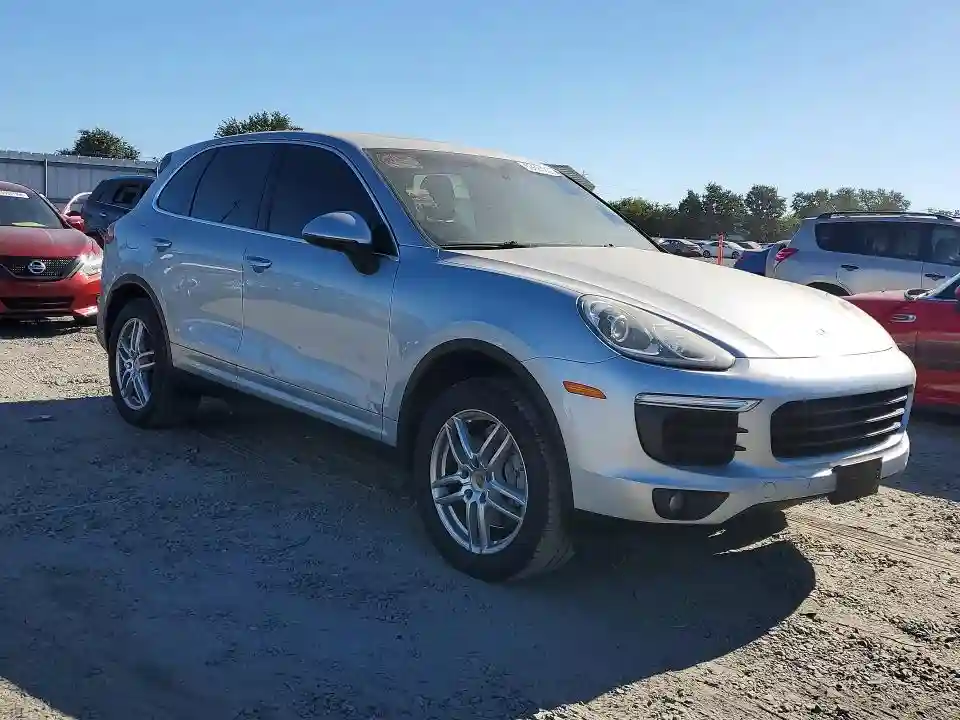 WP1AA2A25GLA04887 2016 PORSCHE CAYENNE-3