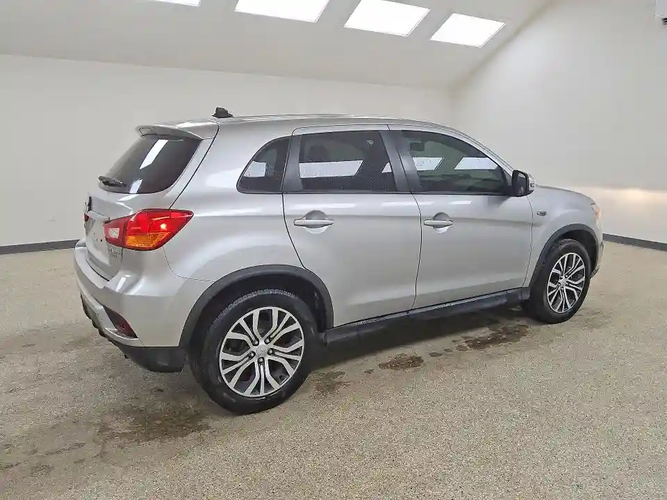 JA4AR3AU0KU007758 2019 MITSUBISHI OUTLANDER-2