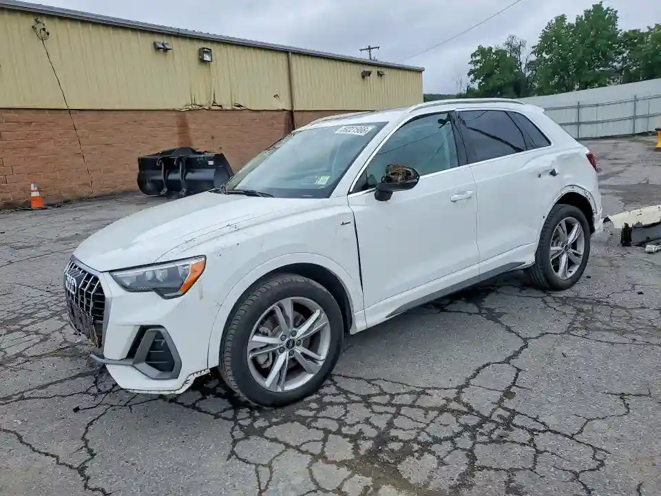 WA1DECF37N1076705 2022 AUDI Q3-0