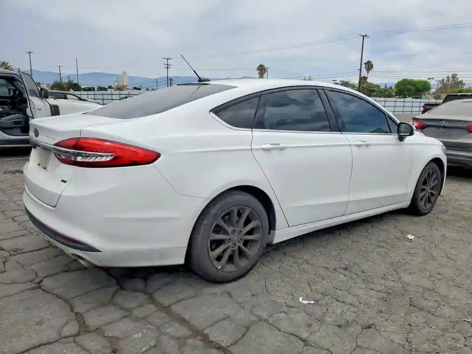 3FA6P0H70HR171839 2017 FORD FUSION-2