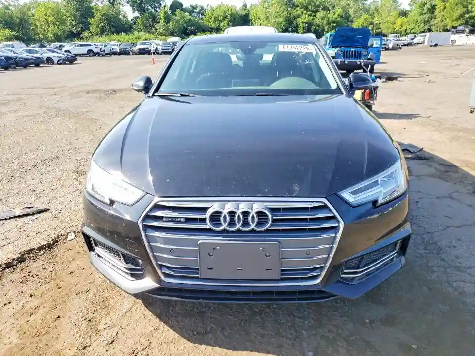 WAUENAF44JA133182 2018 AUDI A4-4