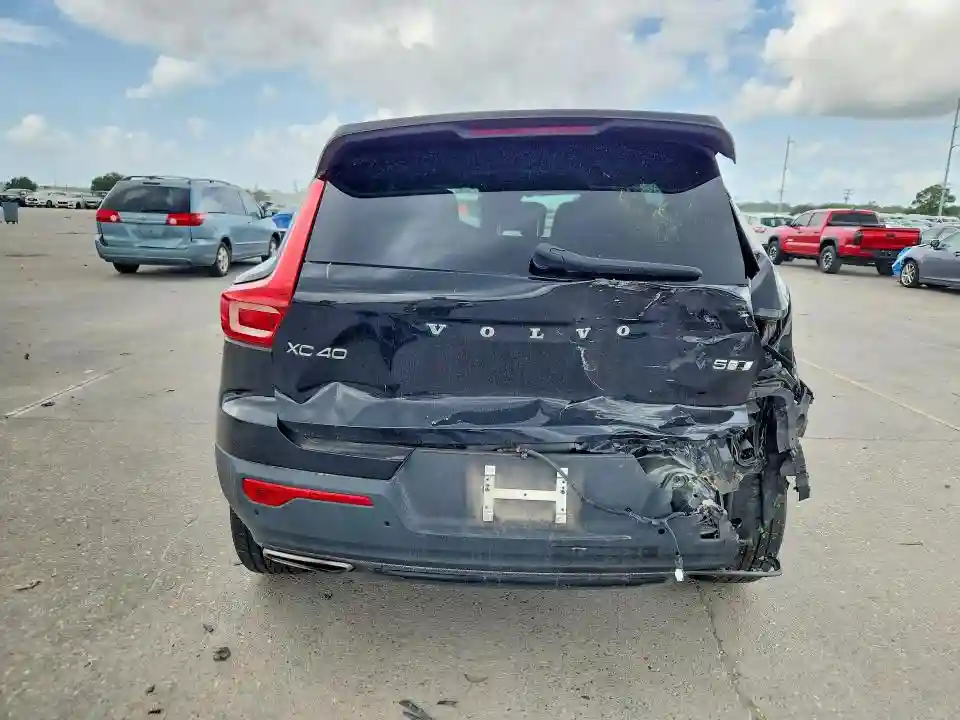 YV4162UM7L2217160 2020 VOLVO XC40-5