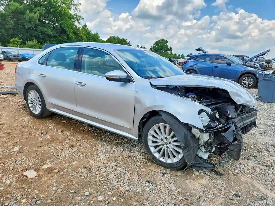 1VWBS7A37GC062876 2016 VOLKSWAGEN PASSAT-3