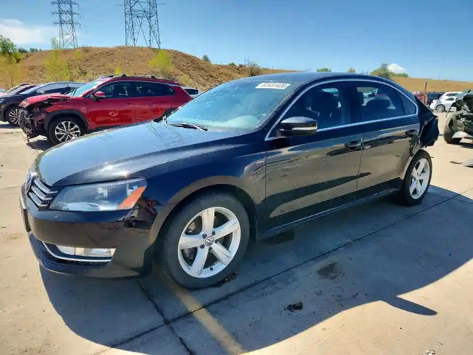 1VWAS7A33FC121366 2015 VOLKSWAGEN PASSAT-0