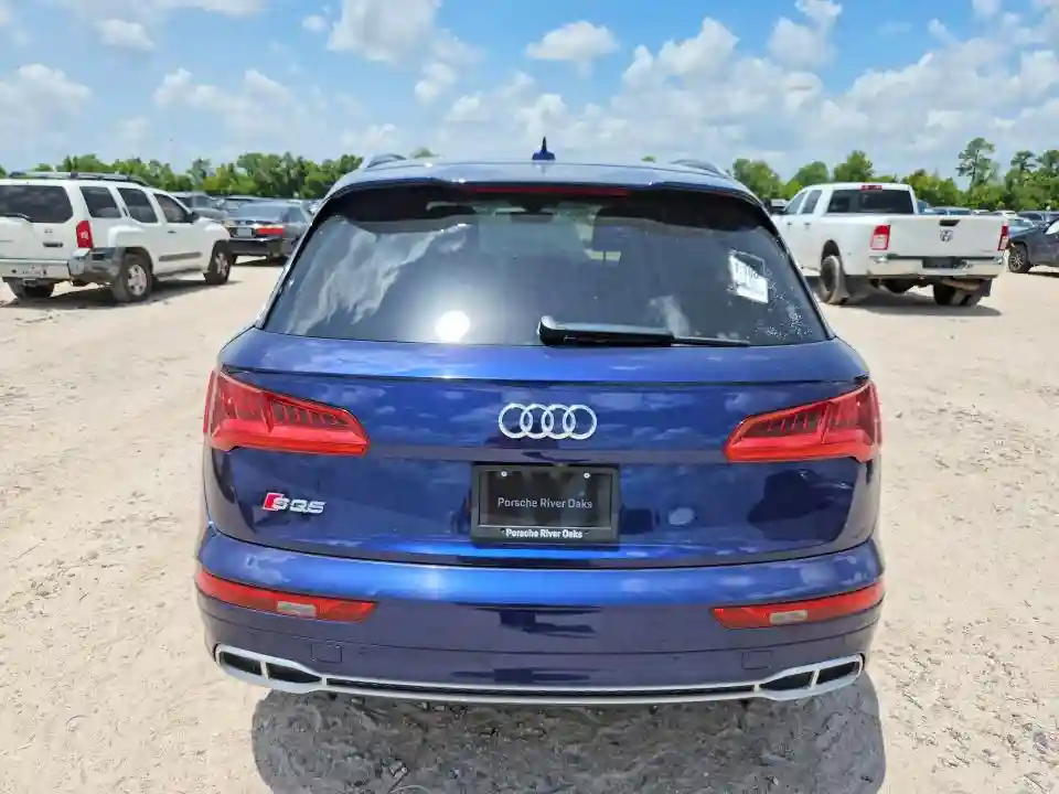 WA1C4AFY4J2088801 2018 AUDI SQ5-5