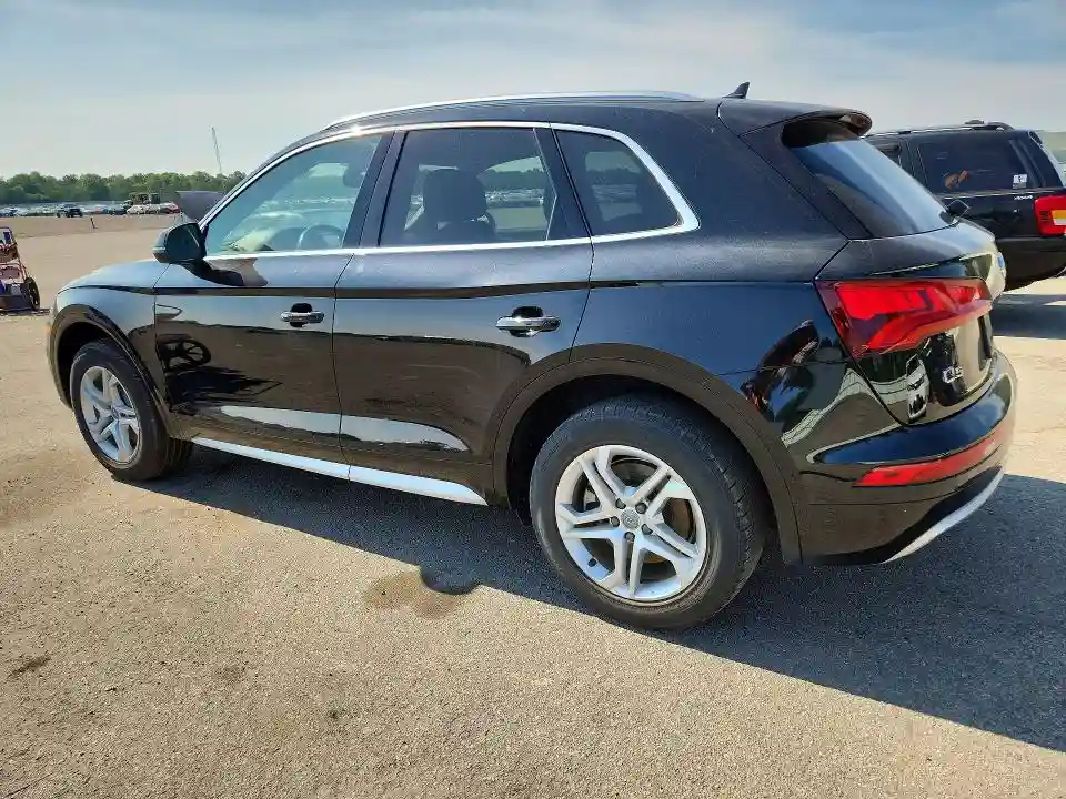WA1BNAFY8J2229491 2018 AUDI Q5-1
