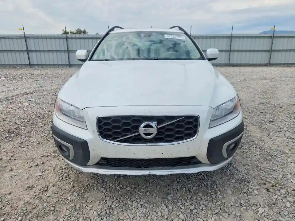YV4902NBXF1199443 2015 VOLVO XC70-4