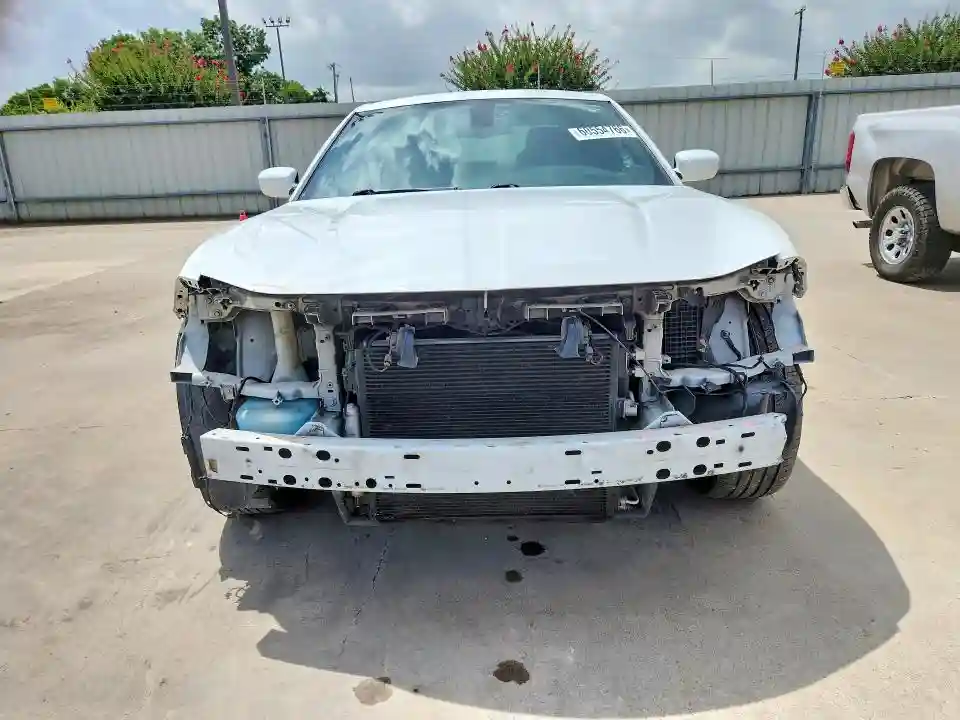 2C3CDXHG0GH132455 2016 DODGE CHARGER-4