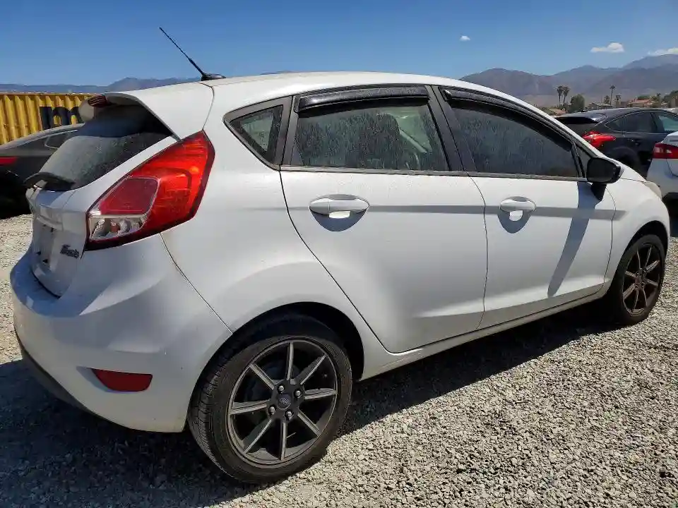 3FADP4EJ5HM154174 2017 FORD FIESTA-2