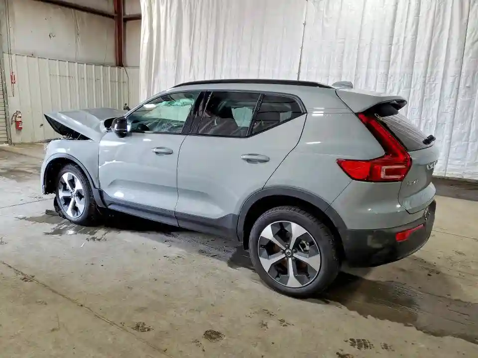 YV4L12UC3T2795755 2026 VOLVO XC40 PLUS-1