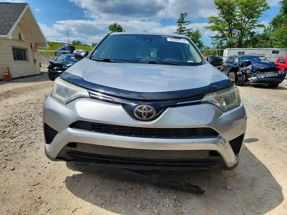 JTMBFREVXJJ260286 2018 TOYOTA RAV4-4