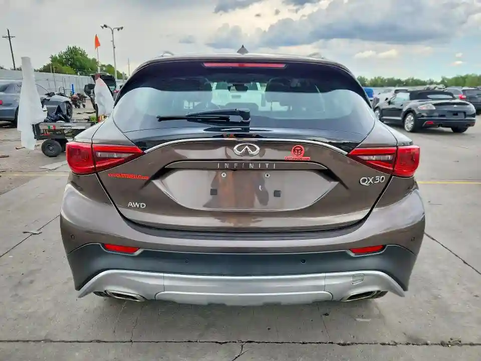 SJKCH5CR1KA009121 2019 INFINITI QX30-5