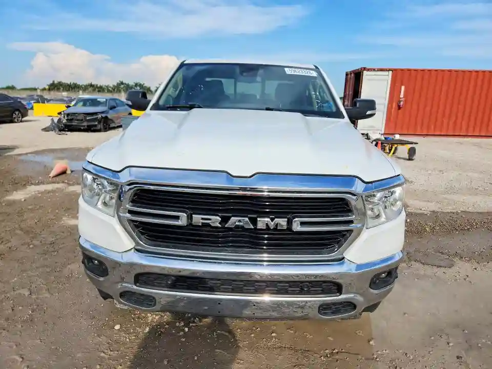 1C6RREBT7LN274876 2020 RAM 1500-4