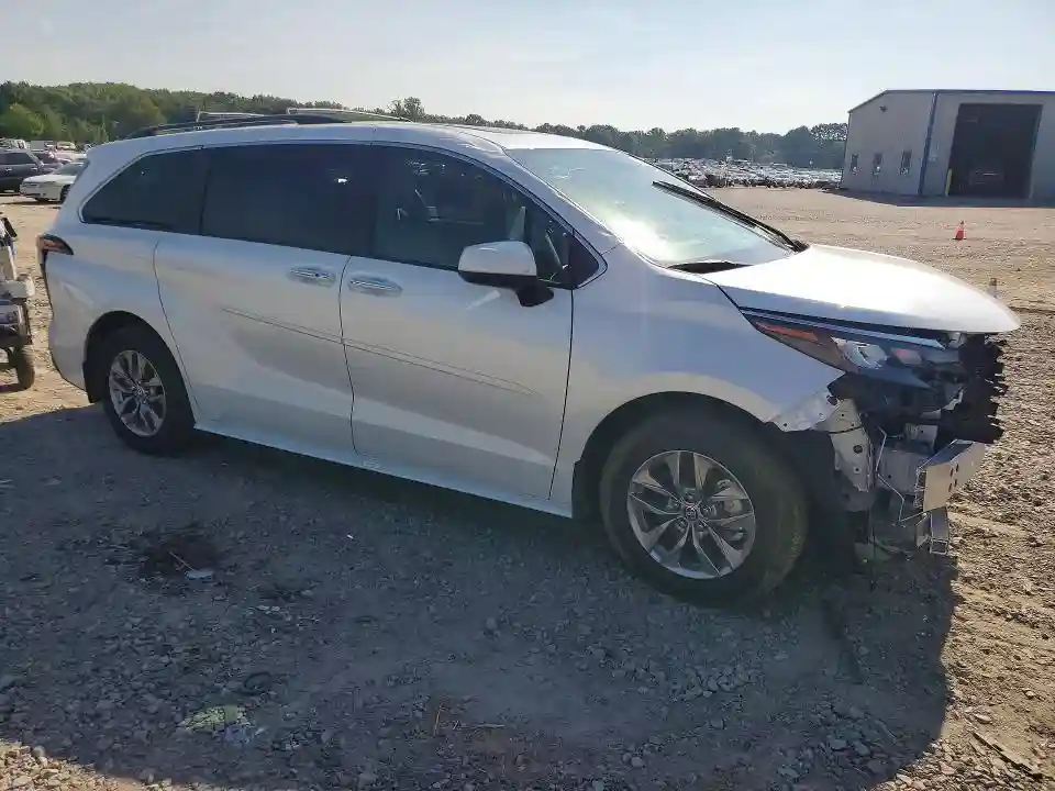 5TDYRKEC4SS286409 2025 TOYOTA SIENNA-3
