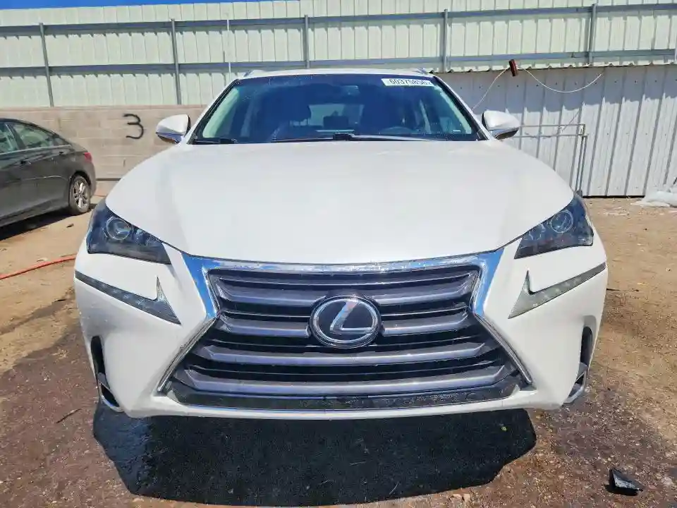 JTJYARBZXF2006480 2015 LEXUS NX-4
