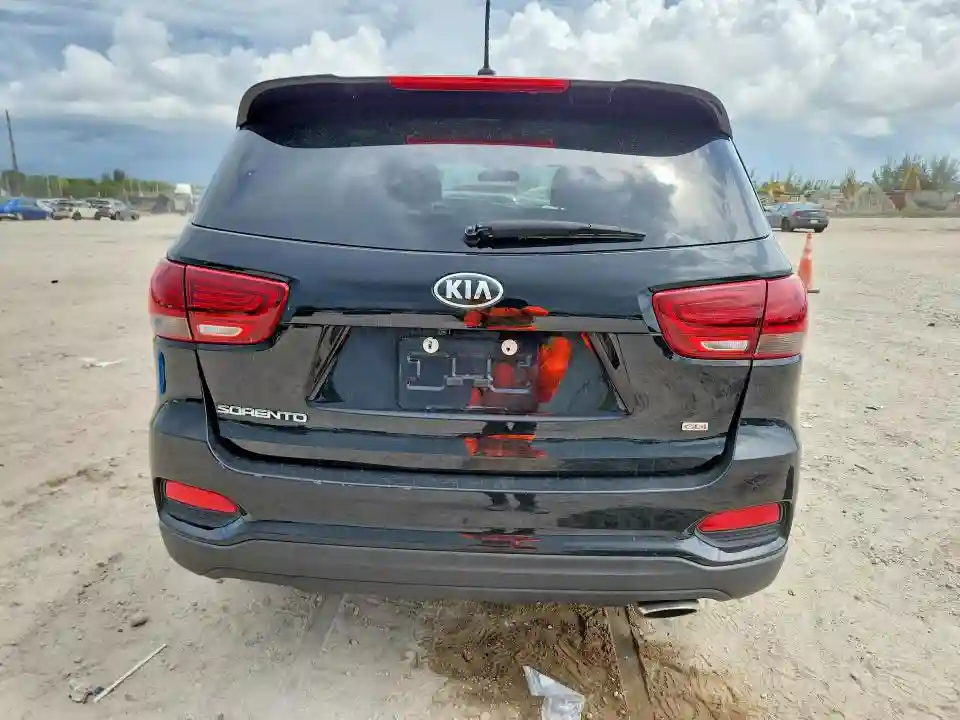 5XYPG4A35KG569496 2019 KIA SORENTO-5