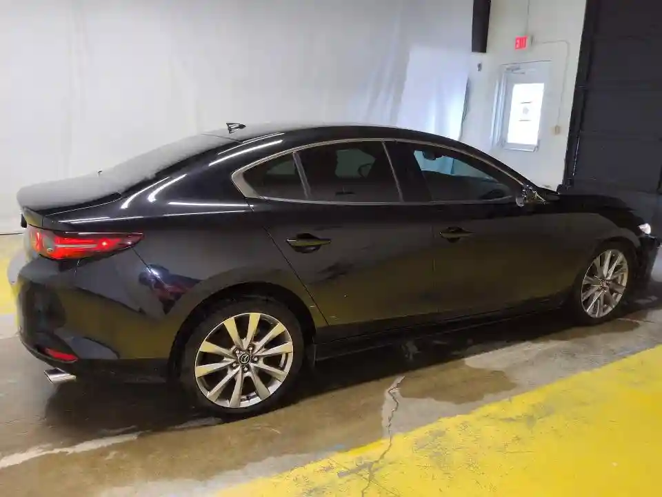 3MZBPAEM8KM102293 2019 MAZDA 3-2