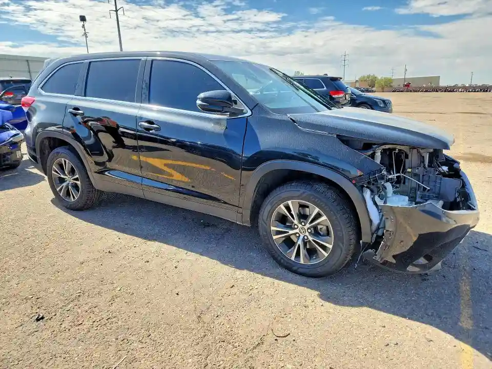 5TDZZRFH9KS301557 2019 TOYOTA HIGHLANDER-3